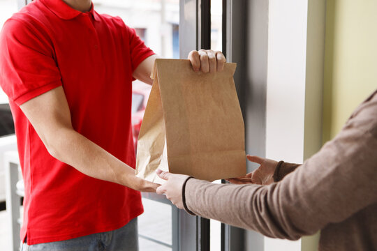 Send Courier from Gurgaon to Australia